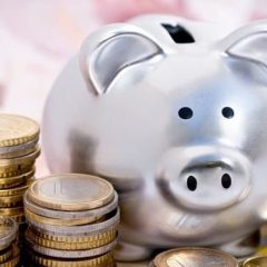 Astuces pour arrondir ses fins de mois tout en restant à la maison
